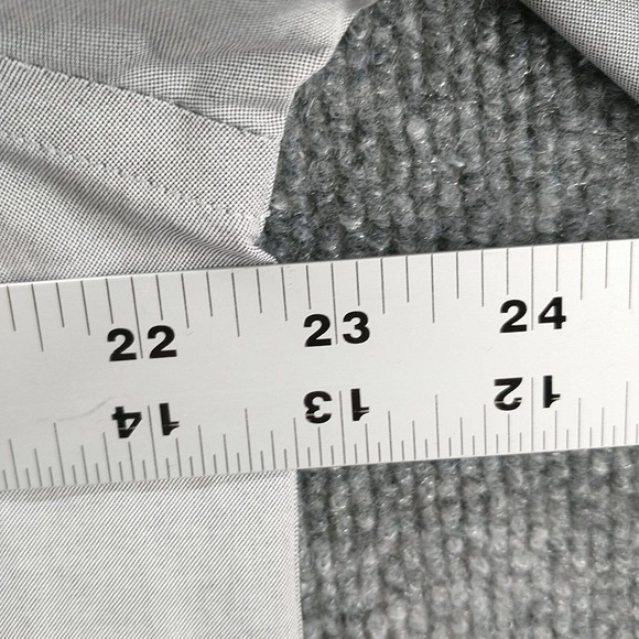 L.L. Bean Men's Wrinkle Resistant Button-Down Shirt M Gray Continental Tire Logo - Picture 13 of 13